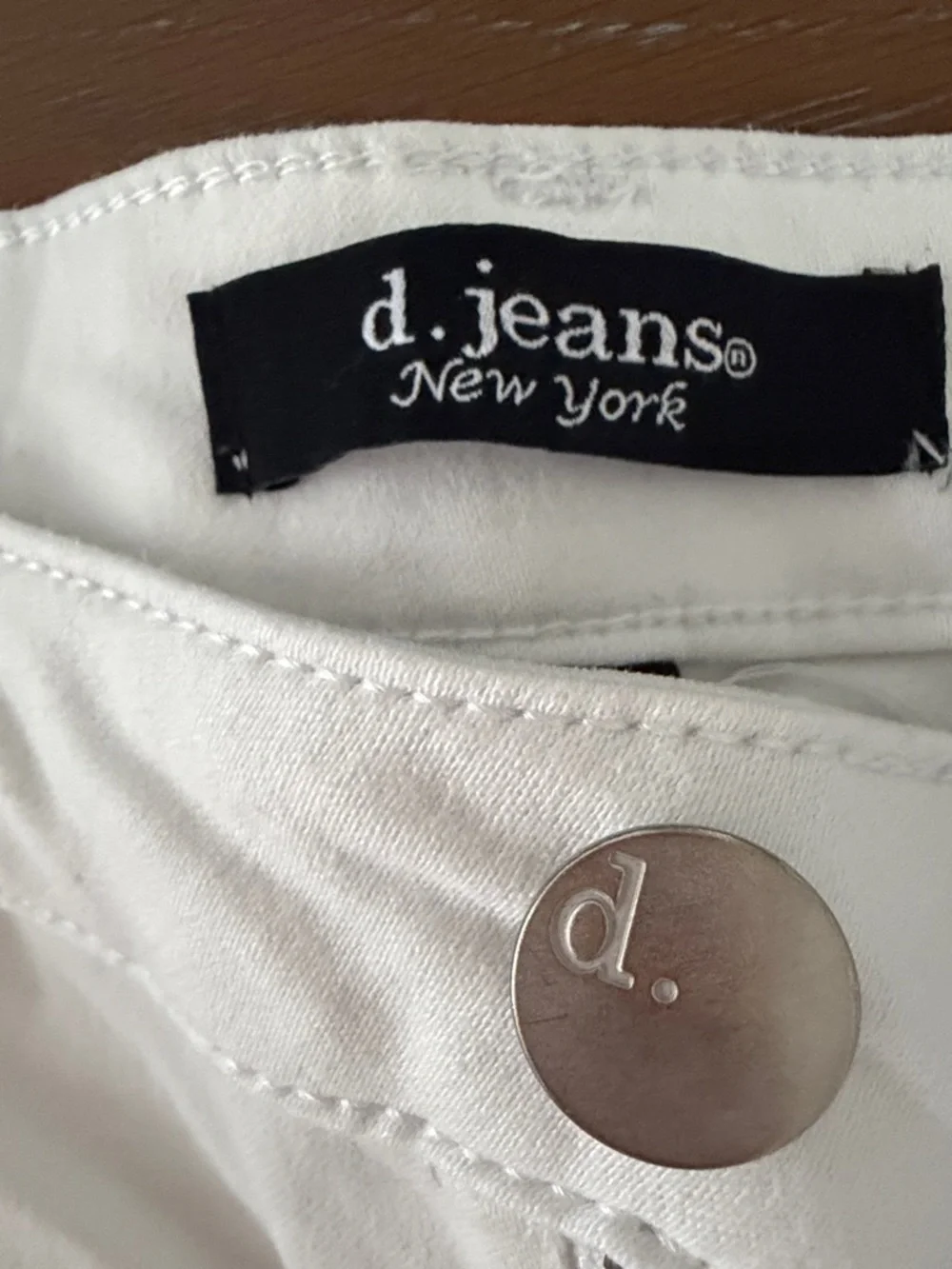D Jeans White Slim Jeans - Picture 3 of 6